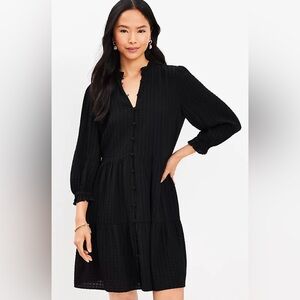 LOFT Women’s Textured Ruffle Buttoned Swing Dress / Black - Lined / Size M